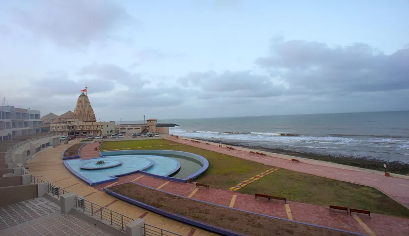 Saurashtra Tour Package – Divine &amp; Heritage Tour of Gujarat 6 Days / 5 Nights 8